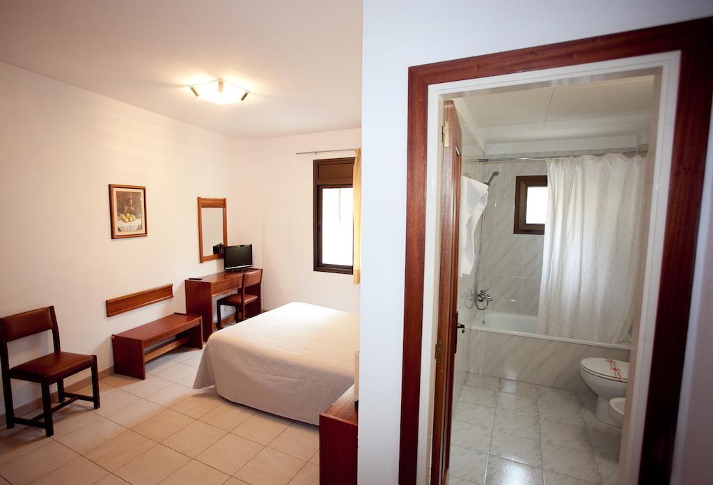 Hotel Beri Llança Pokoj fotografie