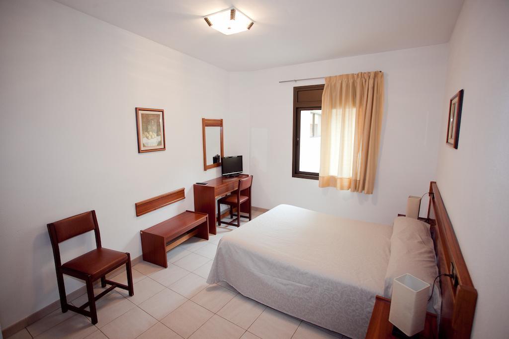 Hotel Beri Llança Pokoj fotografie
